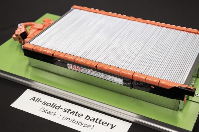 Solid state battery Solid state battery